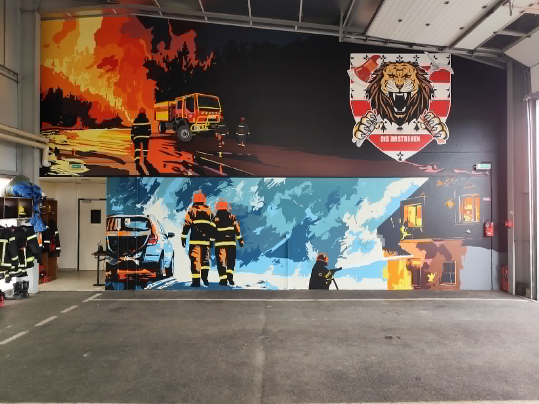 Fresque graphique dans une chambre